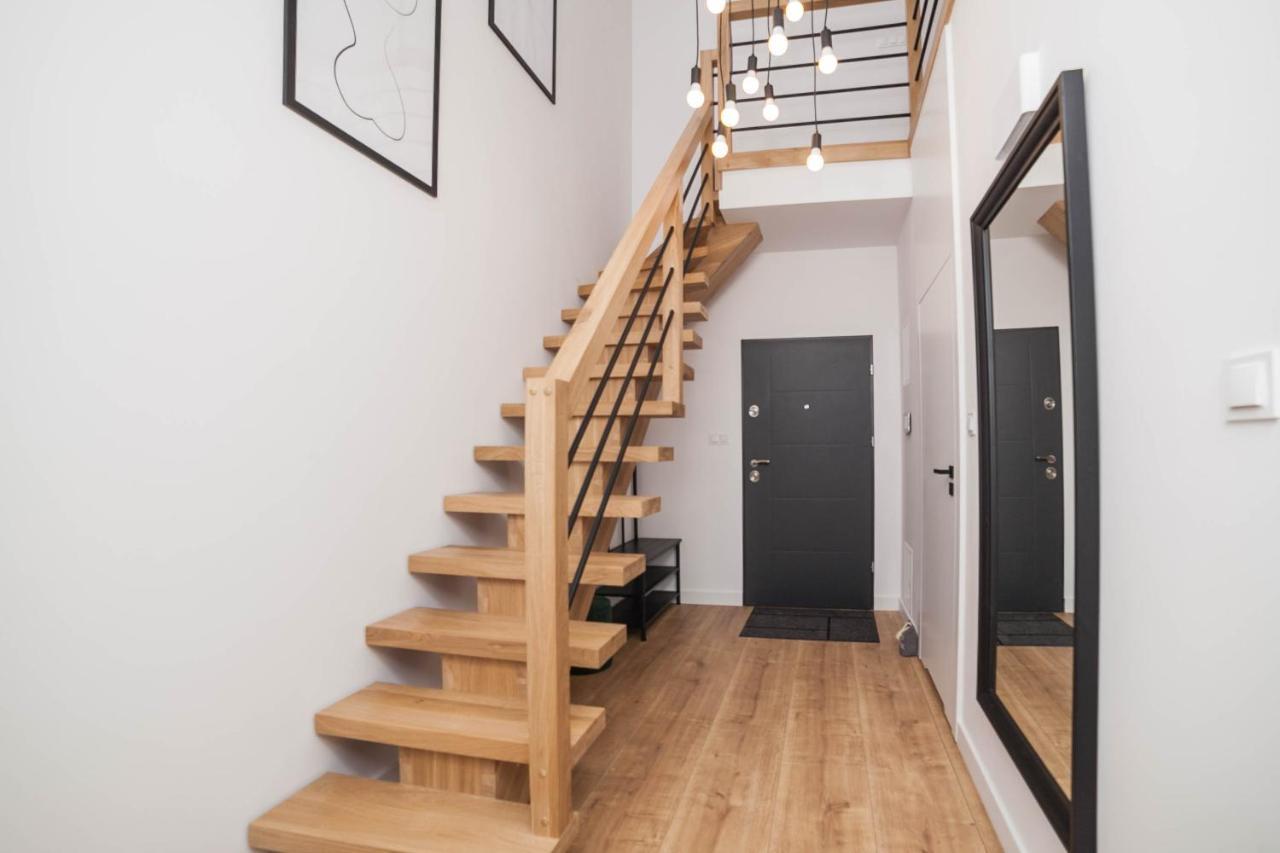 Mragowo Dwupoziomowy Apartament Indygo 85M2 Z Widokiem Na Jezioro エクステリア 写真